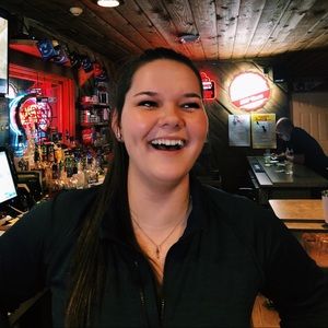 Meet your Posher, Haley